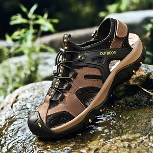 Chaussures pour hommes en cuir véritable taille de créateur de sandales de plage d'été pantoufles doux objet noir sport décontracté s u 42