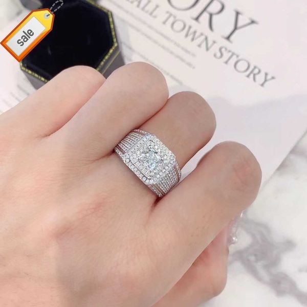 Grand homme 10k or mode DEF couleur moissanite avec coussin taille 1ct pierre diamant cultivé en laboratoire principaux anneaux de pierre pour homme