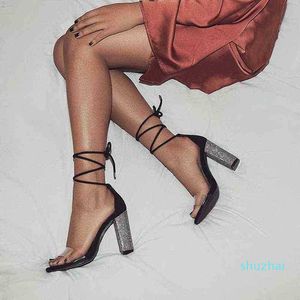 Big Size 34-43 Dames Heel Sandalen Bandage Enkelriem Pumps Super High Heels 11 Cm Square Lady Shoes