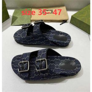 Big Size 35-47 Sandalen van hoge kwaliteit S Sandalen voor mannen Women Fashion Classic Floral Brocade Slides Flats Lederen Rubber Flip Flops Bottom Beach Shoes Loafers