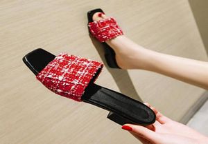 Big klein formaat 31 tot 42 tot 50 chique rode vierkante teen lage hiel sandalen casual stijl dames designer dia's handelBear8014356