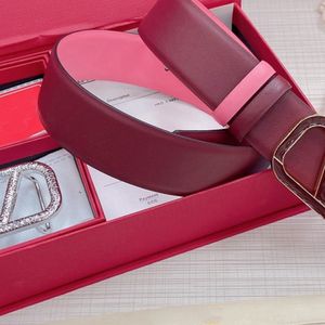 Big V Ceinture de qualité supérieure pour hommes 40mm marque de luxe designer ceinture pour femme mode style décontracté véritable peau de vache ne froisse jamais la ceinture Double ceinture orale avec boîte 69