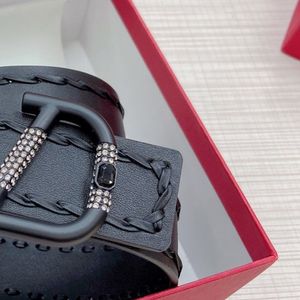 Cintura da uomo di alta qualità Big V Cintura da donna di design di lusso da 40 mm, stile casual, entrambi i lati possono essere realizzati in vera pelle bovina, mai piegare i cinturini 26