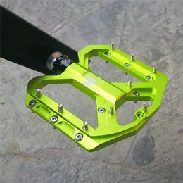 Fietsverlichting ENZO Platte Voet Ultralight Mountain Pedalen MTB CNC Aluminium Verzegeld 3 Lager Anti slip Fietsonderdelen 231010