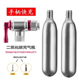 Pompes à vélo Pompe à CO2 pour vélo Schrader Presta adaptateur gonfleur de vélo Tube de pneu en aluminium Mini taille pompes vtt cartouche de CO2 231005