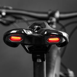 Selles de vélo Selle de route VTT Siège de vélo avec avertissement Feu arrière Chargement USB Vélo de montagne Racing PU Coussin souple respirant 230621