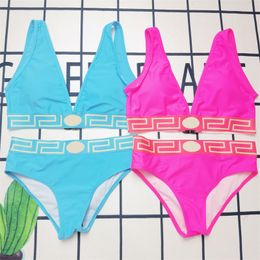 Bikini Designer Swimsuits Mesdames Summer Summer One-Piece Sweet Triangle Strap Sexe Beachwear Sets Fashion Swimse Suise Two-Piece Set