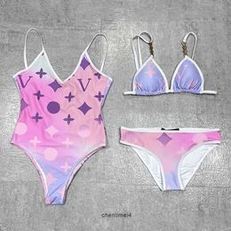 Bikinis Women Bikini Sets Sexy Diseñador Traje de baño Bikini para mujer Carta impresa División División Strapy Womans Biki Set S-XL