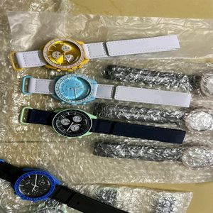 Montre biocéramique Moonswatch Swiss Quqrtz chronographe pour homme SO33G100 Mission to Earth 42mm vert céramique cadran bleu bracelet en nylon Wi2730