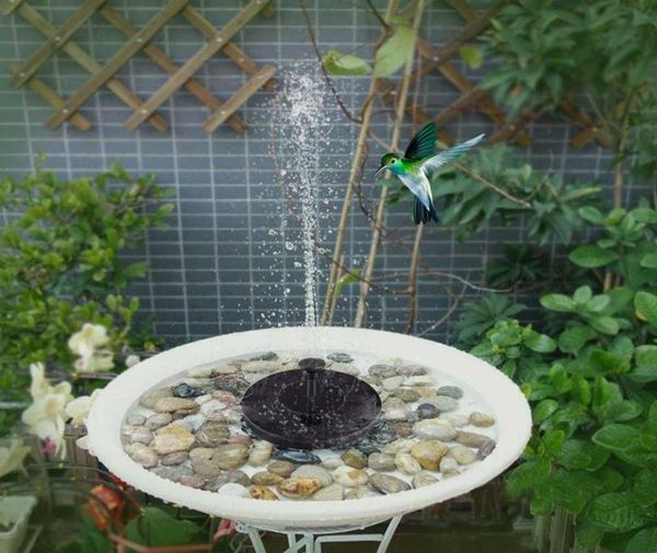 Fountaine de bain d'oiseaux 7v14W Fountaine solaire Fountaine solaire Fuente Pompe à eau flottante 3 Têtes d'arrosage Solaire Fontaine Q0811400483