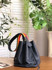 Birkinbag Casqueur Haut-Quality Sac en cuir en gros en gros noir Evercolor Design Bag17cm avec une grande remise entièrement faite à la main.