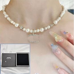 Collier cadeau d'amour d'anniversaire pour les filles charmantes luxe nouveau collier pendentif créateur marque bijoux de haute qualité