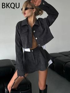 BKQqu Fashion Two Piece Sets Women Jacket Tenfit 2024 Button à manches longues vintage Coathigh Waist Mini jupe femelle Y2K Streetwear 240423