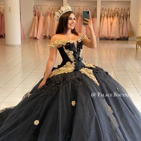 Robes de Quinceanera noires 2022 appliquées perlées sur l'épaule robe de bal princesse robe de bal tenue de fête douce 16 robe robes robe de mascarade