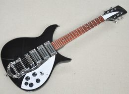 Zwarte 6 strings elektrische gitaar met 527 mm schaallengte