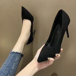 Chaussures noires à talons aiguilles pour femmes, élégantes de 6cm, pointues, avec étiquette professionnelle, simples, chaussures de mariage, 240103
