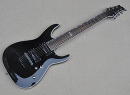 Guitarra eléctrica negra de 7 cuerdas con pastillas Humbuckers