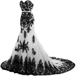 Robes de mariée sirène noires et blanches 2023 Vintage décolleté en coeur sans manches dos à lacets grande taille robes de mariée gothiques dentelle appliques longues robes de réception