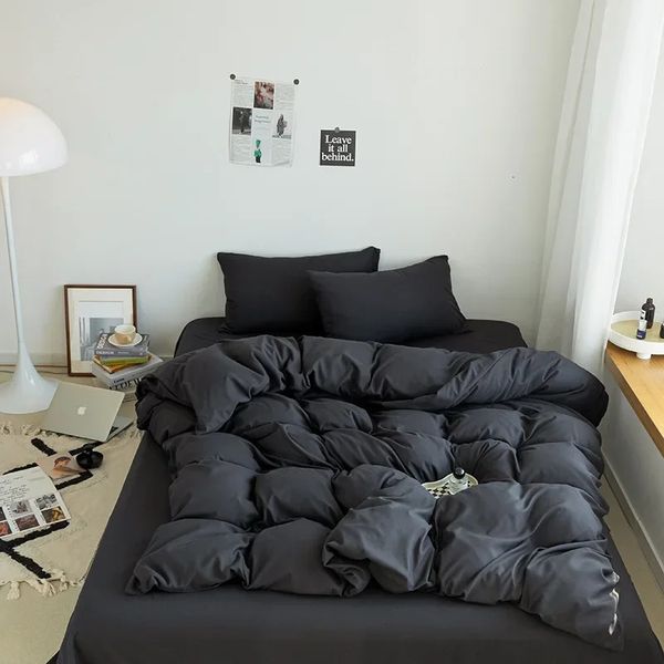 Ensemble de literie noir pour garçons filles chambre lavé coton housse de couette taie d'oreiller couvre-lit Simple mode ensemble de draps linge de lit 240127
