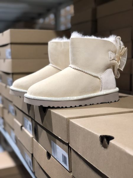 Botte noire blanc marron nouveau 2023 pour hommes femmes bottes de neige Top Designer Australie Australie chaussures d'hiver en plein air 8 styles chaussure de mode chaude confort talon épais