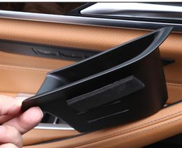 Boîte de rangement de portes de voiture noire Décoration de la boîte de rangement pour la BMW 5 Série G30 G38 2018 ABS 2PCS ACCESSOIRES MODIFIÉS INTÉRIEURS3530186