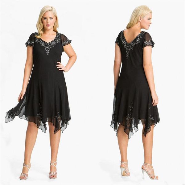 Mousseline de soie noire A-ligne V-cou Appliques Manches courtes Mère de la mariée Robes Mère Robe Plus La Taille Nouvelle Arrivée S271m