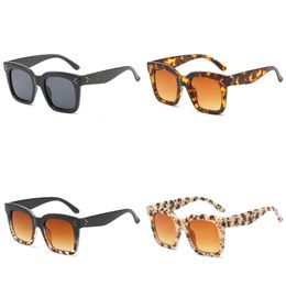 Black Clear surdimensionné carré femmes lunettes de soleil Gradient Summer Style Classic Sun Glasses Femme Big 2024