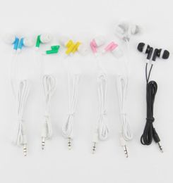 Écouteurs stéréo filaires colorés noirs dans l'oreille pour téléphone MP4 pour avion de train de bus de musée à usage unique écouteur jetable2666748