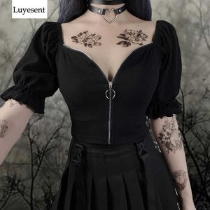 Noir Dark Goth Femme T-shirt sexy 2021 Lady Open Stitch Col carré Zipper Puff Sleeve Hipster Tshirt Gothic Punk Short Top Y0629