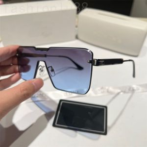 Gafas de sol de diseño negras para mujer, gafas polarizadas con protección UVB, hardware chapado en oro, gafas de sol de playa para hombre, montura grande pj070