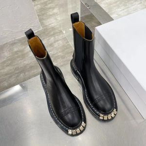 Noir élastiqué chunky plate-forme biker bottines en cuir bottines Martin avec semelle crantée chaussures de créateurs de luxe résistants