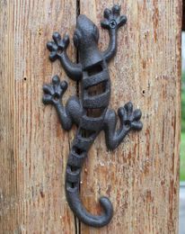 Zwart Europees Vintage Home Garden Giet Iron Gecko Wall Lizard Figurines Bar Wall Decor Metalen Dierbeelden Handgemaakt sculptuur 216793353