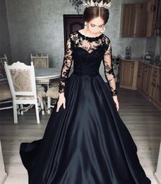 Zwarte avondjurk lange mouw a-line o-neck satin sweep trein kanten appliques knop vrouwen elegante feest prom jurken elegante feestjurken