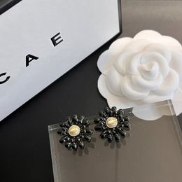 Orecchini squisiti con fiori neri Regali per ragazze di famiglia Amore Designer Gioielli di marca Orecchini classici natalizi