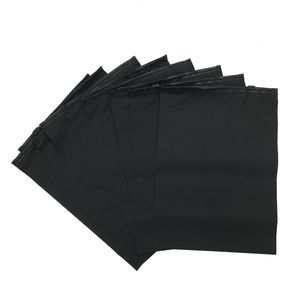 Ropa esmerilada negra que empaqueta bolsas con cremallera bolsas de ropa interior impermeables selladas con barco de plástico