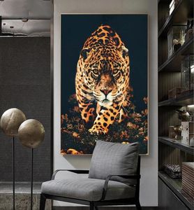 Black Golden Lion Tiger Parrot parmi les fleurs Affiche animale luxueuse Toile d'art moderne pour décoration murale de salon1603097