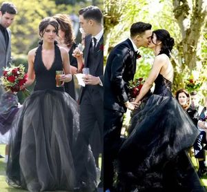 Черное готическое свадебное платье трапециевидной формы, свадебное платье с бретелькой на шее, кружевная аппликация, тюль длиной до пола, тюль, на заказ, замок с открытой спиной, платье невесты, платье de novia