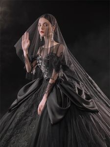 Robe de mariée noire à longue queue, asymétrique épaule dénudée, grande HS3105