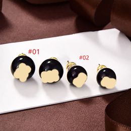 Black Grape Gem Charm voor vrouwen Smooth Momple Mollige Elegant Earrings Party Club Gift Ear Stud