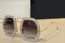 Zwart grijze onregelmatige zonnebrillen voor vrouwen zomer zonnebralen tinten uv400 brillen