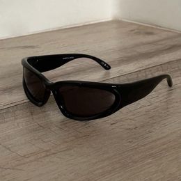 Gafas de sol con escudo ovalado negro/gris para hombres y mujeres 0157 Gafas de sol deportivas Sunnies Gafas gafas de sol Gafas de sol de diseñador Sonnenbrille Shades UV400 con caja