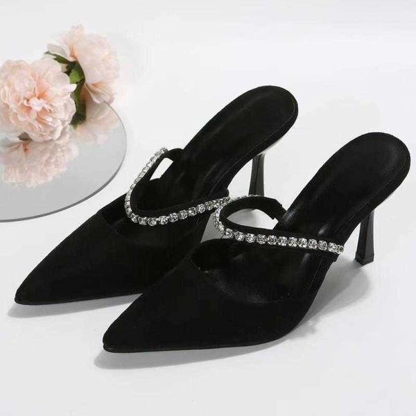 Chaussures noires à talons hauts femmes printemps nouvelles chaussures pour femmes escarpins à bout pointu en satin strass paillettes mules escarpins 230807