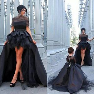 2019 robes assorties mère et fille noires pour le bal de qualité supérieure volants jupe haute basse en satin et tulle à manches longues robes de concours pour enfants