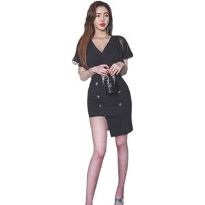 Zwart Onregelmatige Strakke Koreaanse Dames Sexy Zomer Ruffle Sleeve V-hals Mini Cabaret Party Office Jurken voor Dames 210602