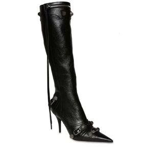 Bottes hautes noires Designer Femme Cagole Boot Cowboy Bout pointu Stud Sexy Talons aiguilles en cuir véritable Hiver Long Martin Booties Simplicité minoritaire