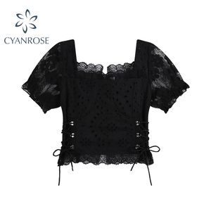 Dentelle noire Patchwork Goth Blouses femmes Streetwear col carré bouffée à manches courtes chemise été Sexy Up Crop hauts 210515