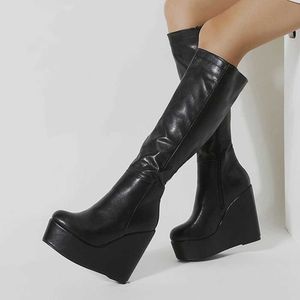 Cuir noir de haute qualité, nouvelle plate-forme à talons hauts, chaussures à semelles compensées confortables pour femmes, bottes hautes à la mode, 230821