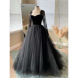 Zwarte lange grijze gotische jurk en tule kanten mouwen Appliques vegen trein een lijn tuin trouwjurken vintage lieverd gelaagde bruidsjurken es