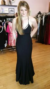 Robes de bal longues noires de haute qualité sirène Strappy événement porter des robes de soirée pour les adolescents sur mesure, plus la taille disponible