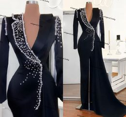 Zwarte lange mouwen V-hals prom jurk elegante hoge spleet vrouwen formele jurken zwarte satijnen parels Afrikaanse avondjurken